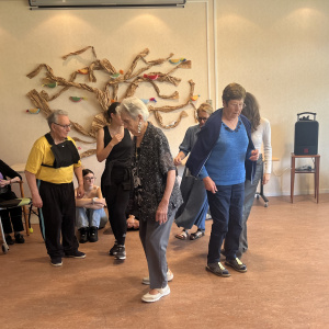 Les anciens montrent l'exemple