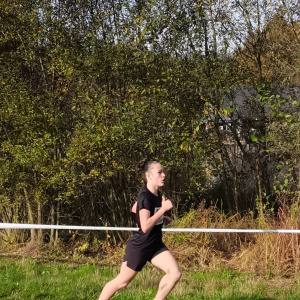 Agathe qui finit « facilement » première de sa course