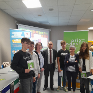 Avec Monsieur Mamdouh, après la signature du contrat Ambassadeur